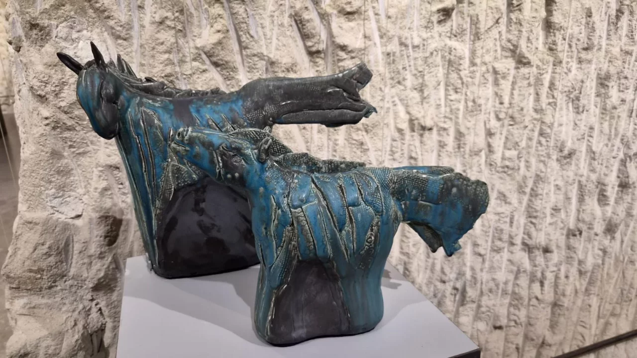 Bursa'dan Kapadokya'ya uzanan sanat yolculuğu! Ateşten Doğan Atlar sergisi a&ccedil;ıldı