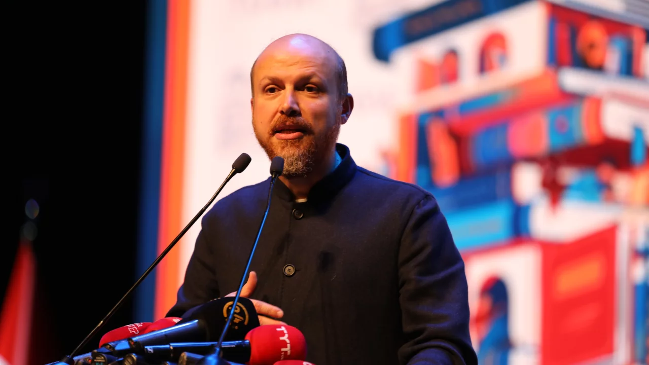 Bilal Erdoğan'dan Gaziantep'te 25 bin öğrenci hedefi: Kitap Kurdu yarışması başladı