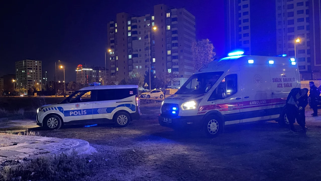 Kayseri'de bıçaklı kavga dehşeti! 15 yaşındaki çocuğun hayati tehlikesi var