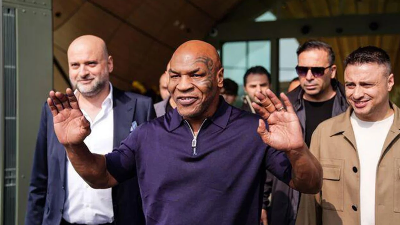 Mike Tyson İstanbul'a geldi! Tuzlu Kahve dizisindeki rolü merak konusu oldu