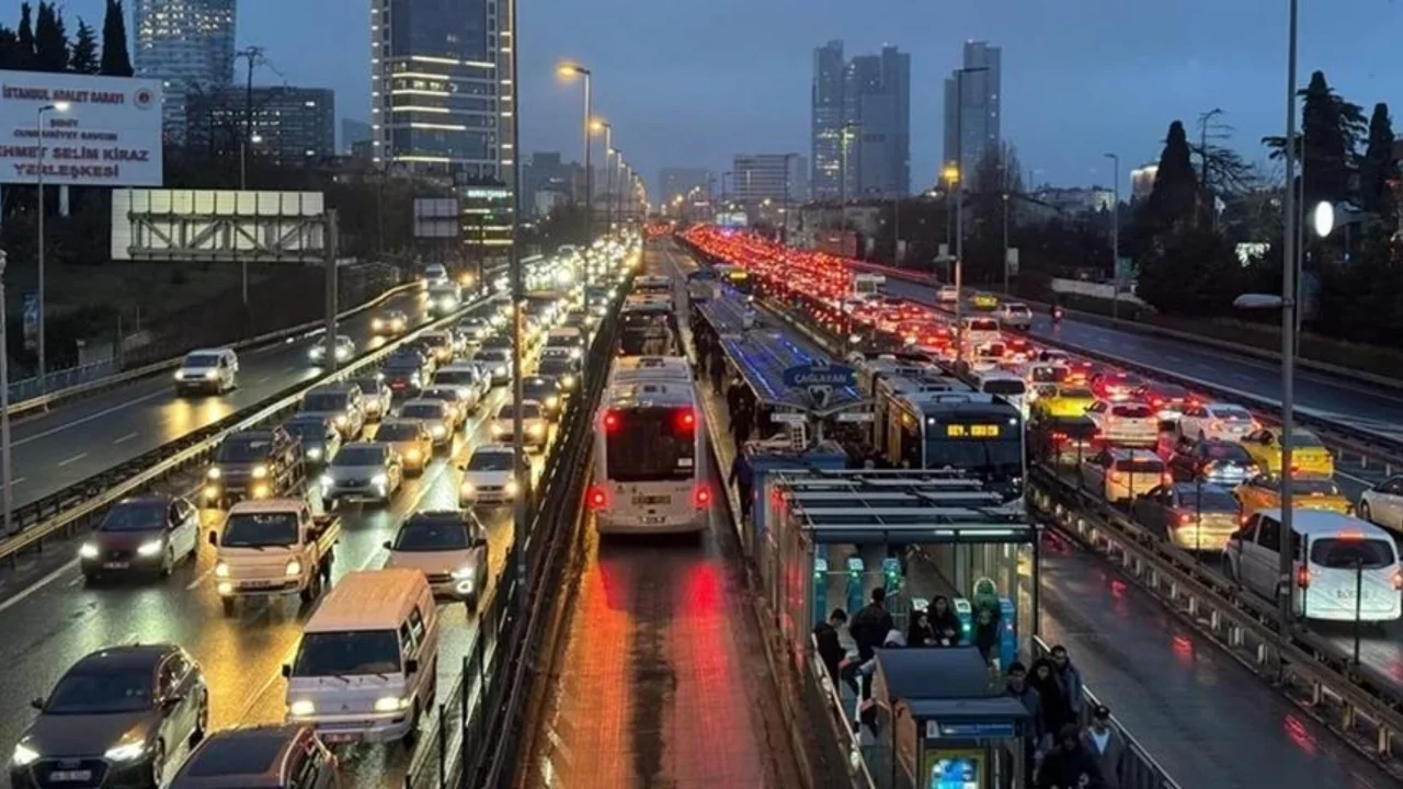 Trafik yoğunluğu yüzde 80'e ulaştı!
