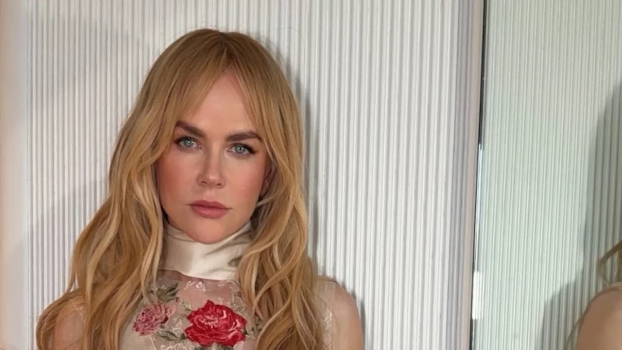 Nicole Kidman 59 yaşında bikinili pozlarıyla gündemde! Karın kasları dikkat çekti