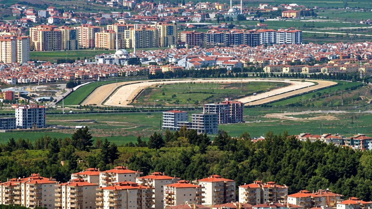 Bursa Hipodromu i&ccedil;in ihale kararı! Son tarih belli oldu
