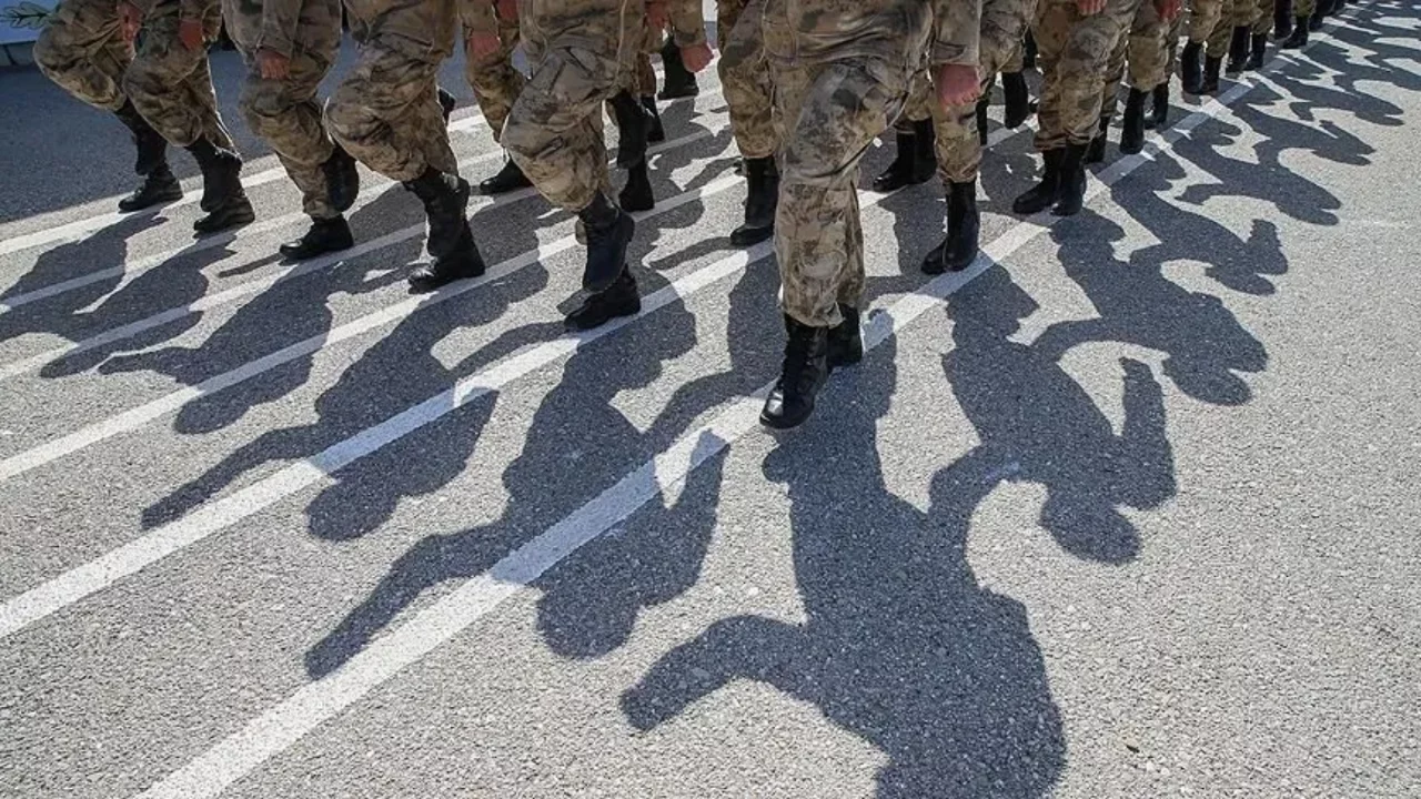 MSB Kasım celbi askerlik sevk tarihlerini a&ccedil;ıkladı! Askerlik sevk belgesi nasıl alınır?