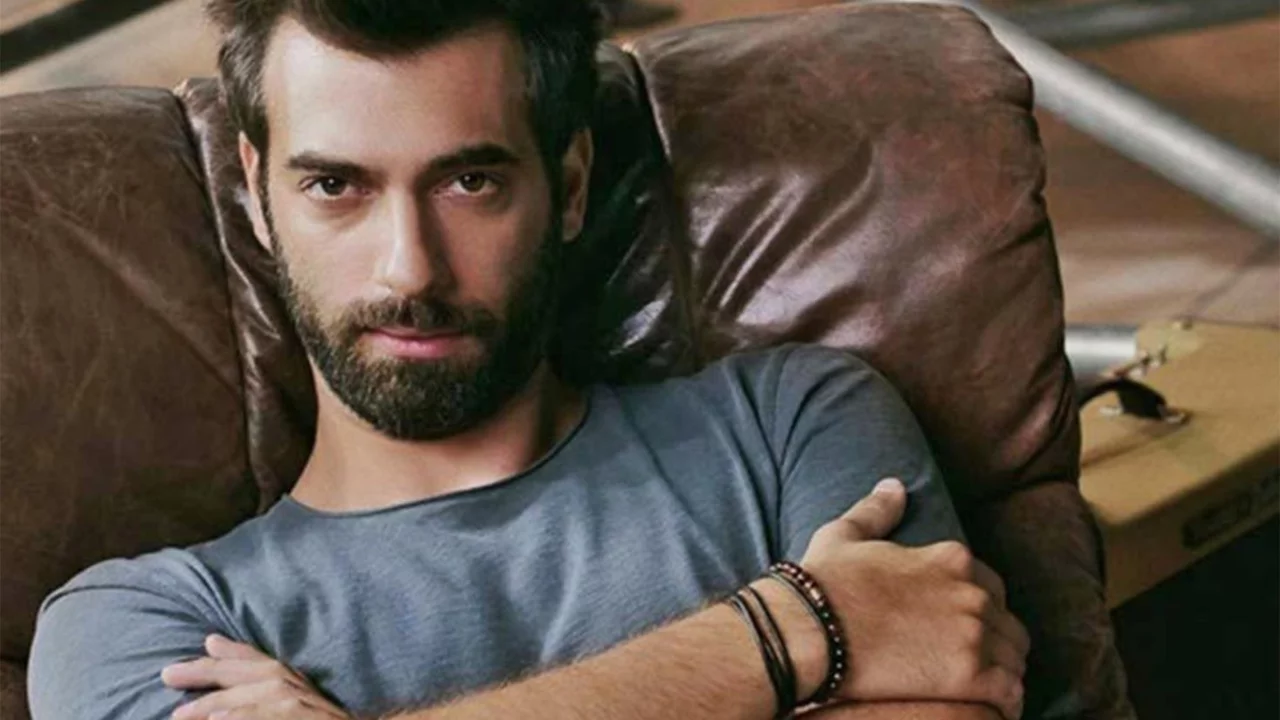 İlker Kaleli'den Ajda Pekkan sürprizi! "Eğlen Güzelim" şarkısını rock tarzında yorumladı