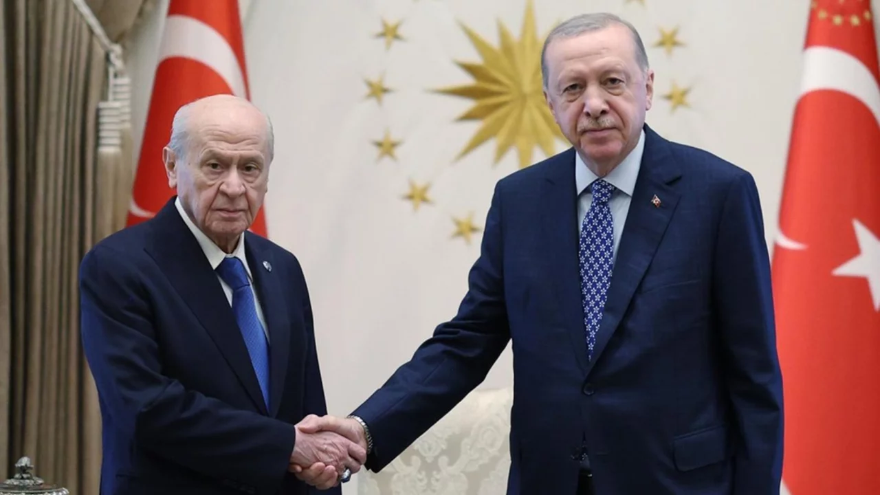 Cumhurbaşkanı Erdoğan ile Bahçeli arasında sürpriz görüşme! 