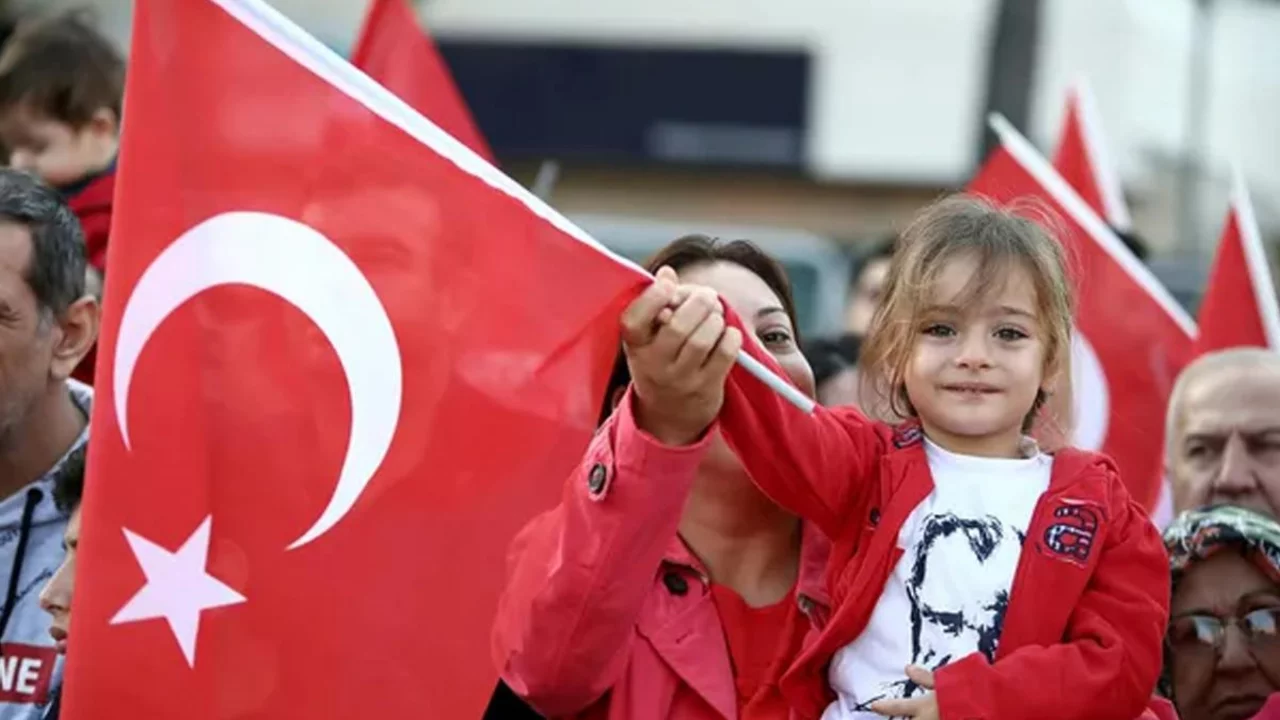 Bursa'da 28 Ekim Yarım Gün Mü? Okullar Ve Resmi Kurumlar Saat Kaçta Kapanacak?