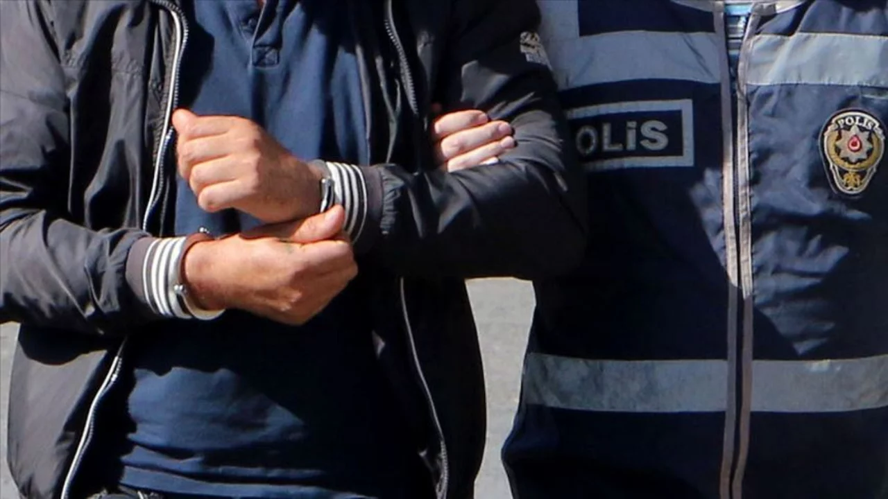Bursa'da halk sağlığıyla oynayacaklardı: Litrelerce ele geçirildi!