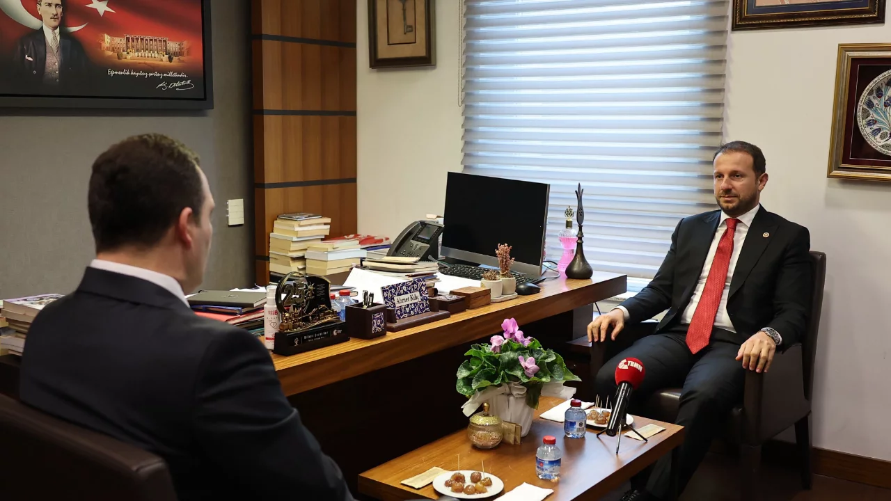 AK Parti Bursa Milletvekili Ahmet Kılı&ccedil;, Kuzey Makedonyalı bakanı ağırladı