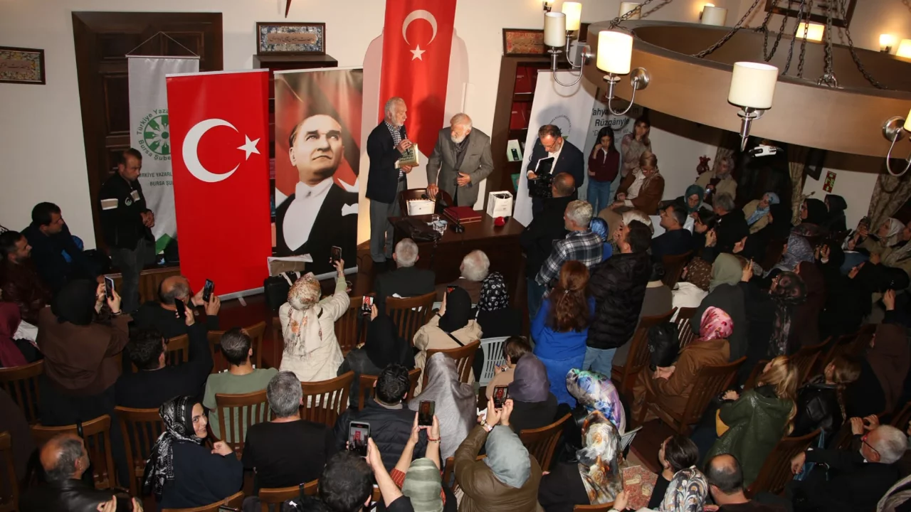 Sadettin Ökten, "Yahya Kemal'in Rüzg&acirc;rıyla Düşünceler ve Duyuşlar" programında konuştu 