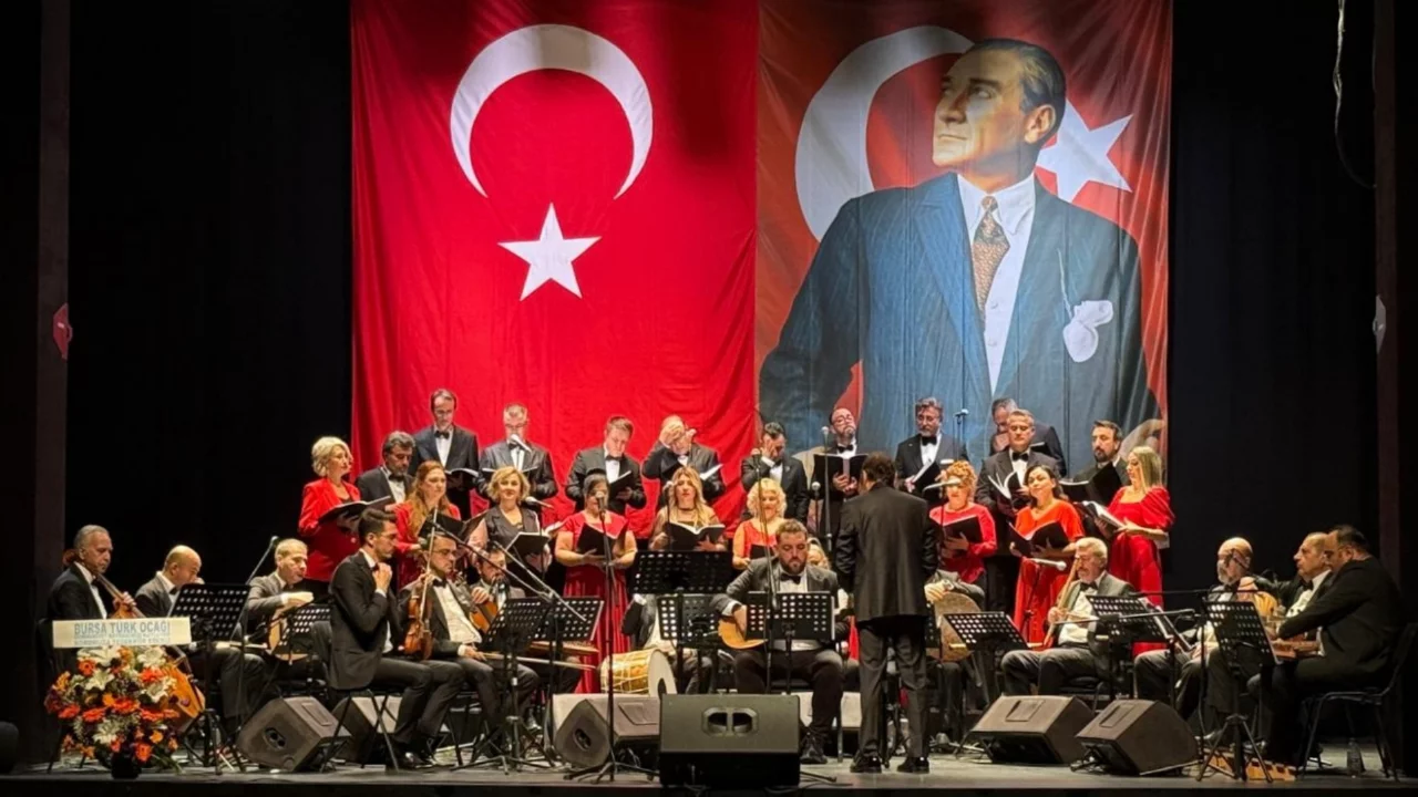 Bursa'da "Cumhuriyet Bayramı" konseri gerçekleştirildi