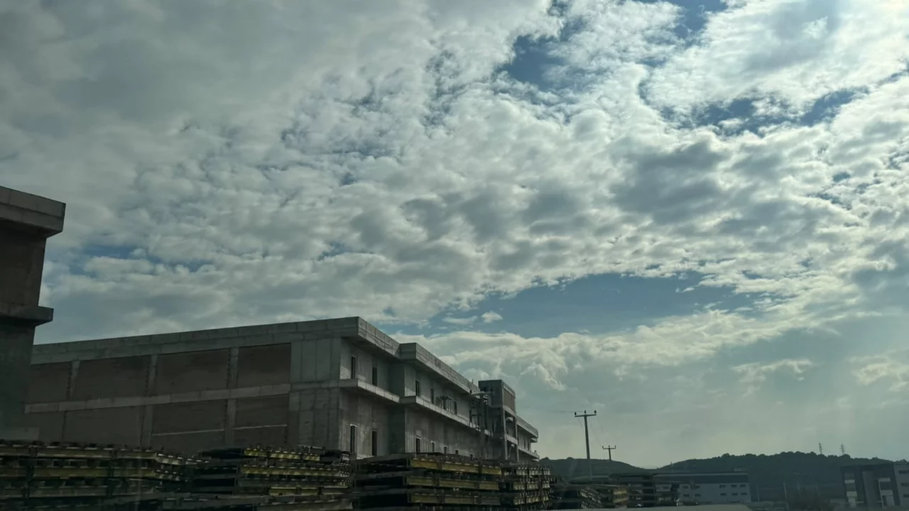 Bursa'da yapımı s&uuml;ren dev AVM'yle ilgili g&uuml;ndem yaratan iddialar!