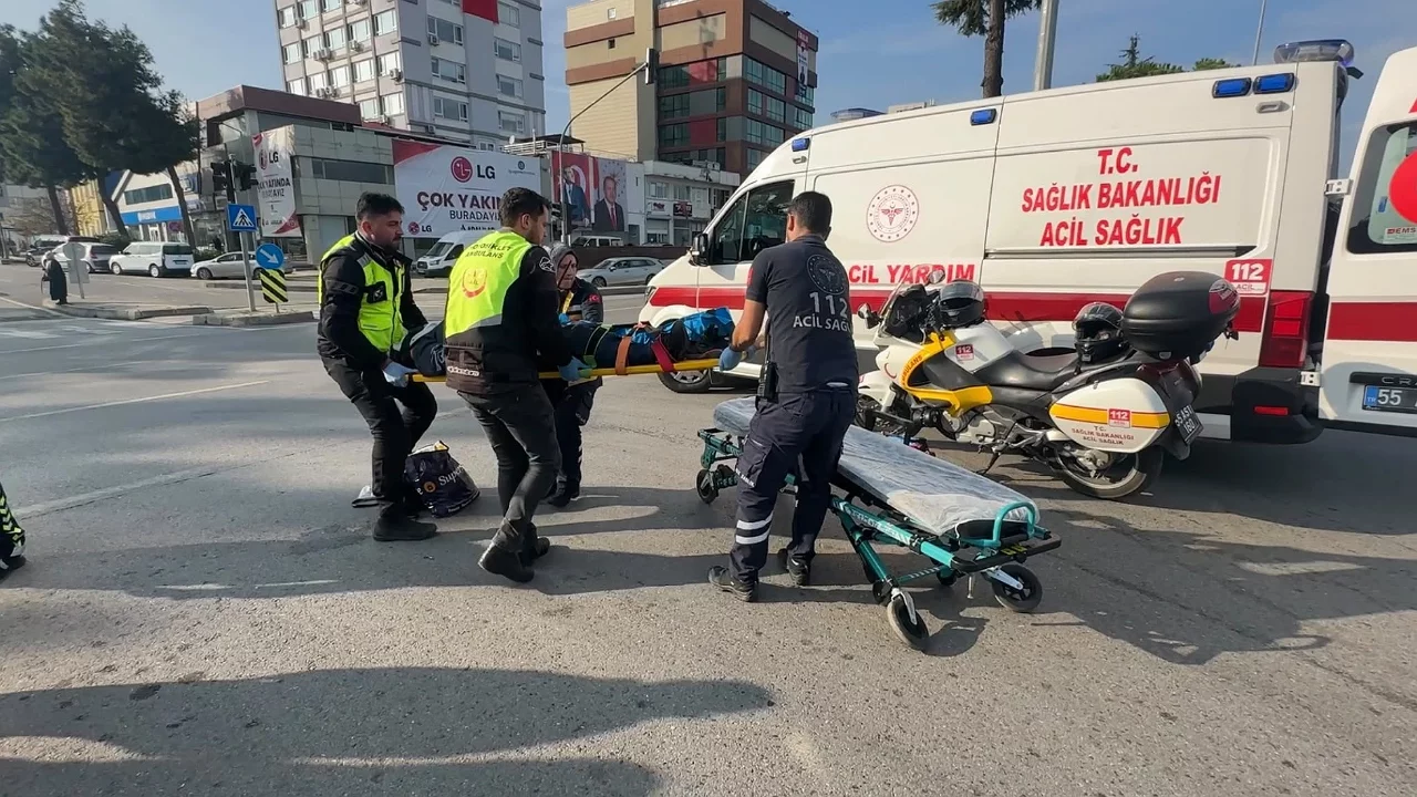 Ticari aracın &ccedil;arptığı kadın yaralandı