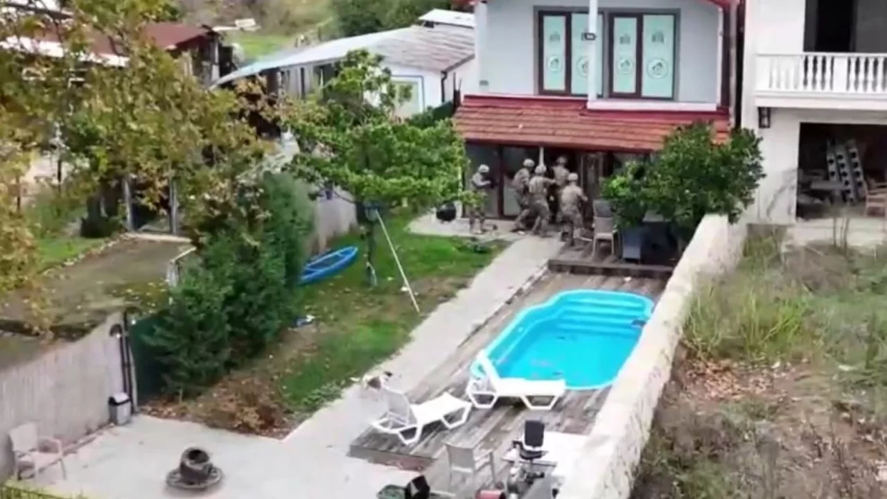 Sipariş götüren kurye kurşunların hedefi oldu! Saldırının nedeni şaşırttı