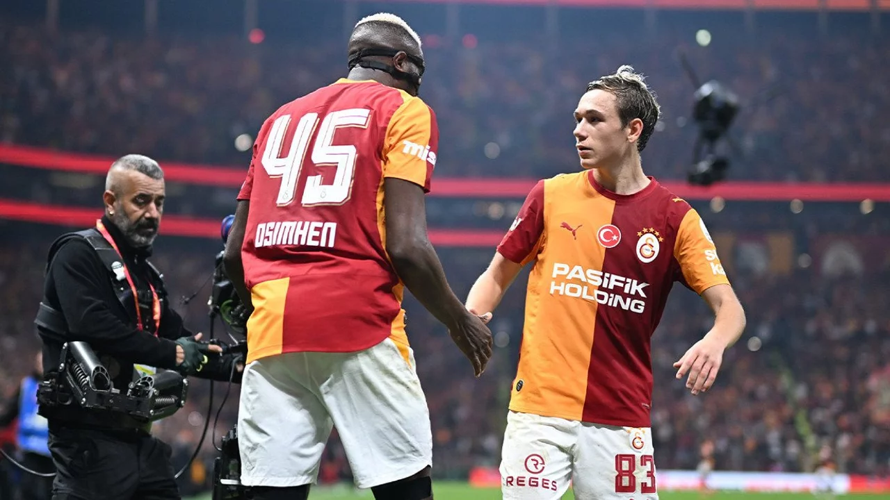 Osimhen'den Batrakov'a övgü: "Onu transfer eden ödüllendirilmeli"