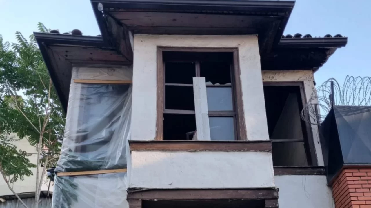Bursa'nın sembol binası &ccedil;&ouml;kt&uuml;! Mahallelinin tek isteği vardı