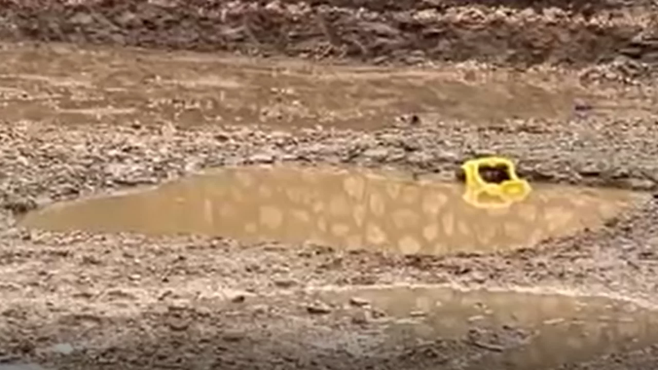Adıyaman'da kahreden olay! 7 yaşındaki çocuk su dolu asansör çukurunda can verdi