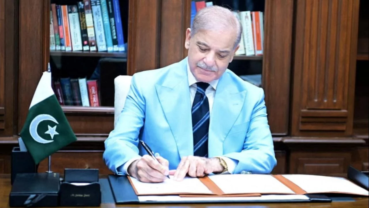 Pakistan Başbakanı Şerif'ten 29 Ekim Cumhuriyet Bayramı dolayısıyla tebrik mesajı 