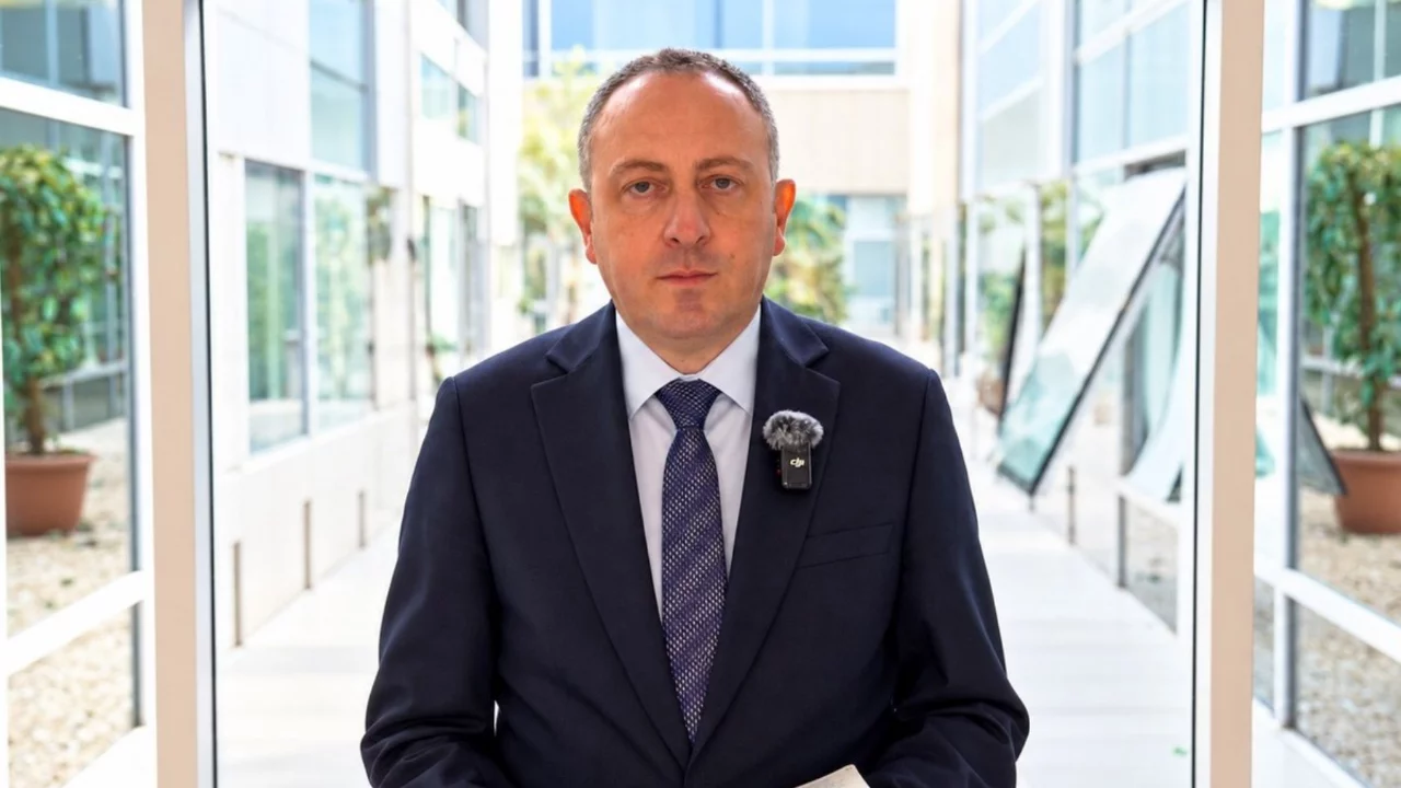 15 yaş altı sosyal medya yasağı getiren y&ouml;netmelik 1 Kasım'da y&uuml;r&uuml;rl&uuml;ğe giriyor