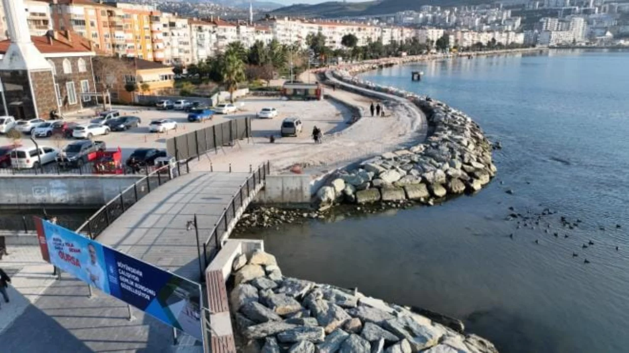 Bursa'da festival tepkisi b&uuml;y&uuml;yor! Esnaf belediyeye seslendi: "Artık durun!"