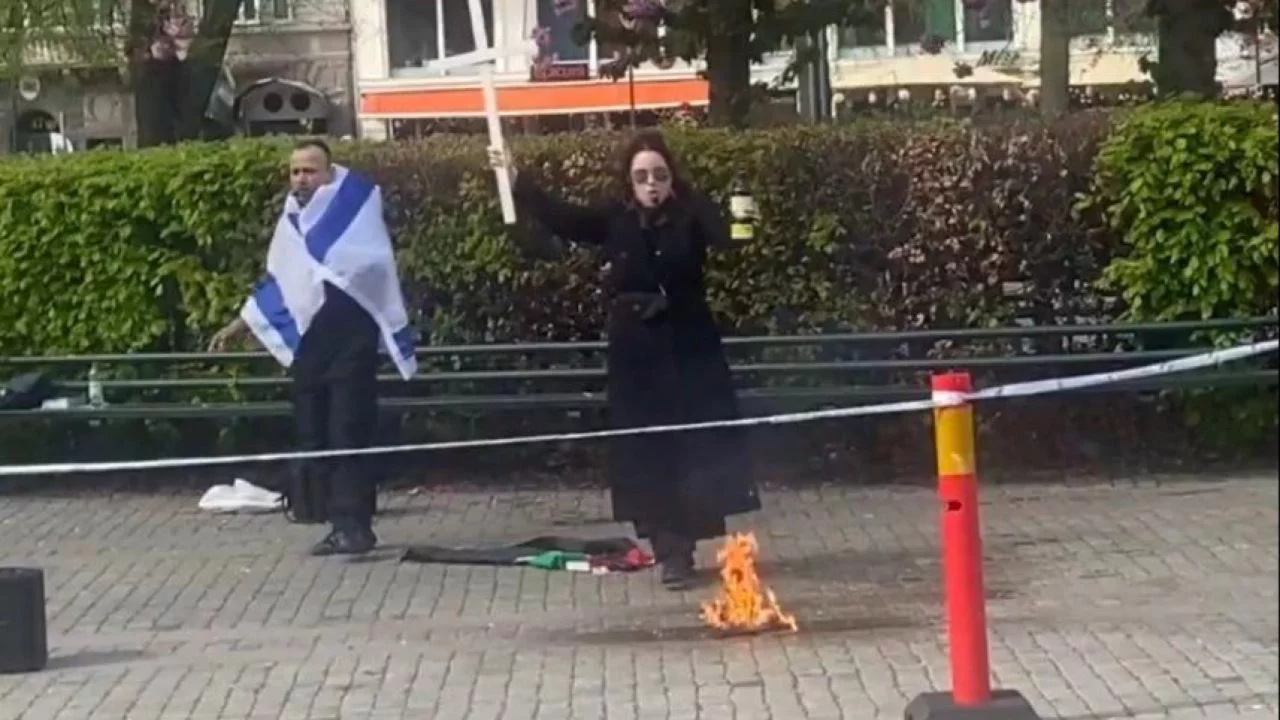 İsve&ccedil;'te Kur'an-ı Kerim'i yakan Jade Sandberg hakkında mahkemeden karar