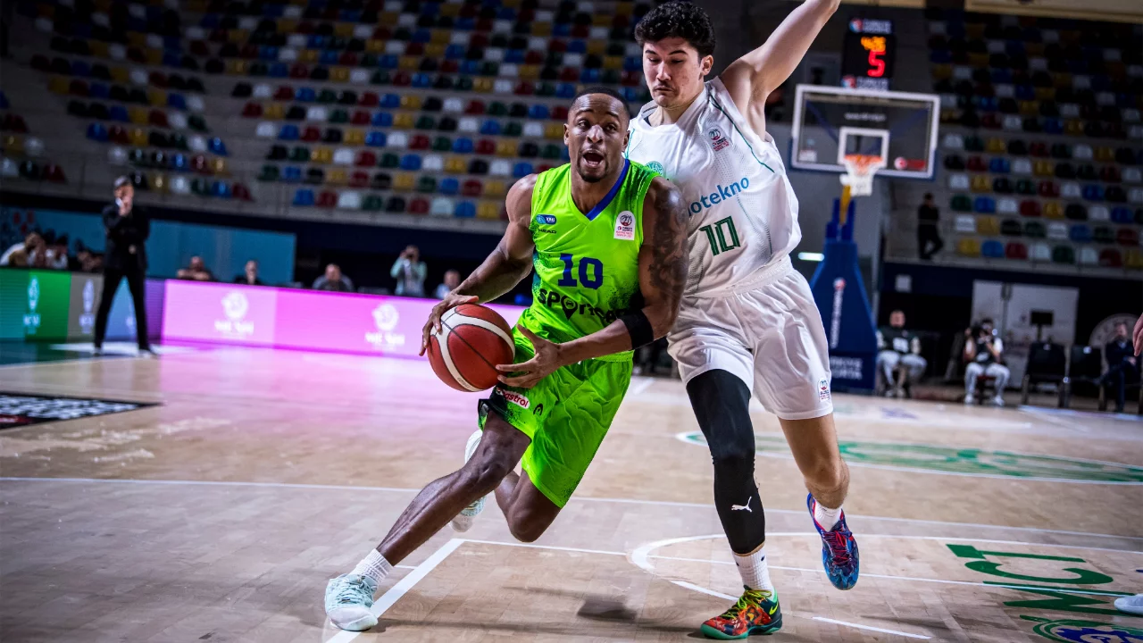 TOFAŞ  ligin 6. haftasında Fenerbah&ccedil;e deplasmanında
