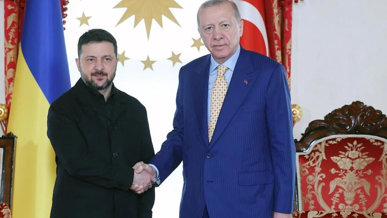 Erdoğan-Zelenski görüşmesi başladı! İstanbul'daki zirvede Karadeniz gündemi