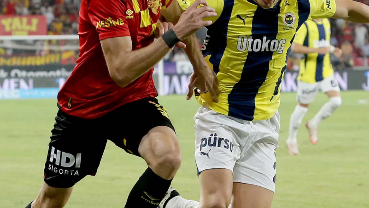 Fenerbahçe, Süper Lig'de Göztepe'yi ağırlıyor 