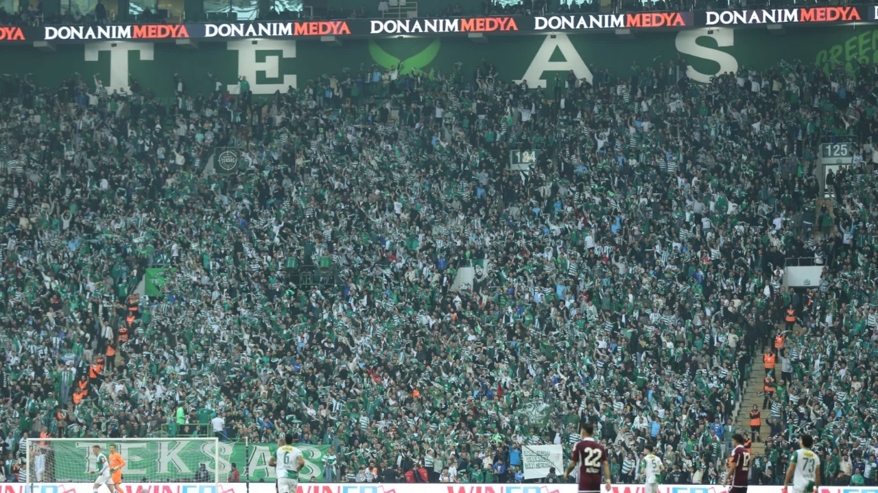 Bursaspor 3 puanı aldı! Kaptanlar ma&ccedil;ı değerlendirdi