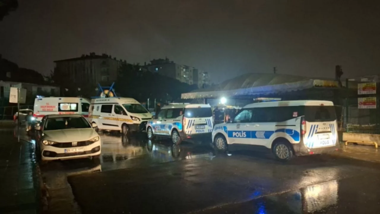 Samsun'da 2 kişiyi bı&ccedil;aklayan ş&uuml;pheli ka&ccedil;tı
