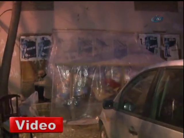 15 yıldır sokakta yaşıyor