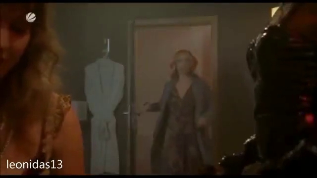 Hürrem Sultan fahişeyi de canlandırmış
