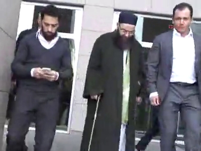 Cübbeli Ahmet Hoca adliyede
