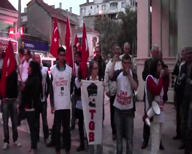 Bursa'da Akil İnsan Dilipak'ın konferansında olay