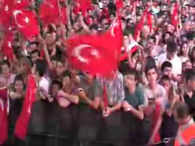 Hadise yürek hoplattı