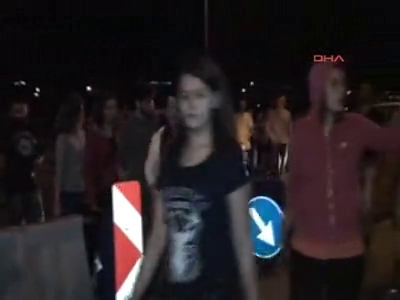 Bursa'da öğrenciler İzmir Yolu'nda yürüdü