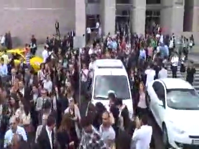 Avukatlardan adliyede gözaltına protesto