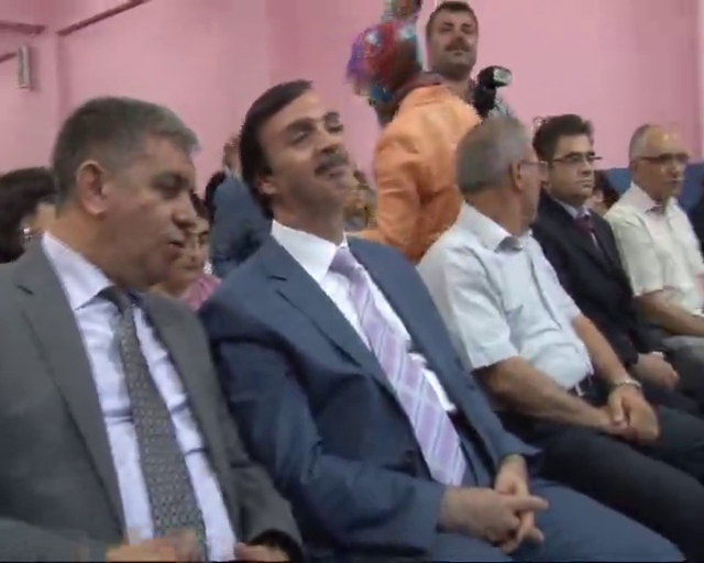 Müzik akademisi ile hayata bağlandılar
