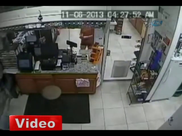 Benzin almaya gitti, şeytana uydu!
