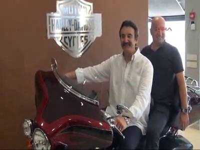 Kürşat Tüzmen'e kask uyarısı