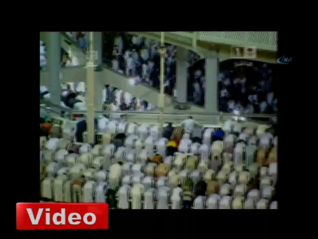 Suudi Arabistan'da ilk teravih kılındı