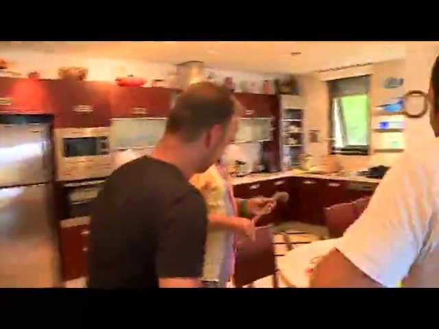 Erman Toroğlu'ndan hırsıza 'otantik' gözdağı!
