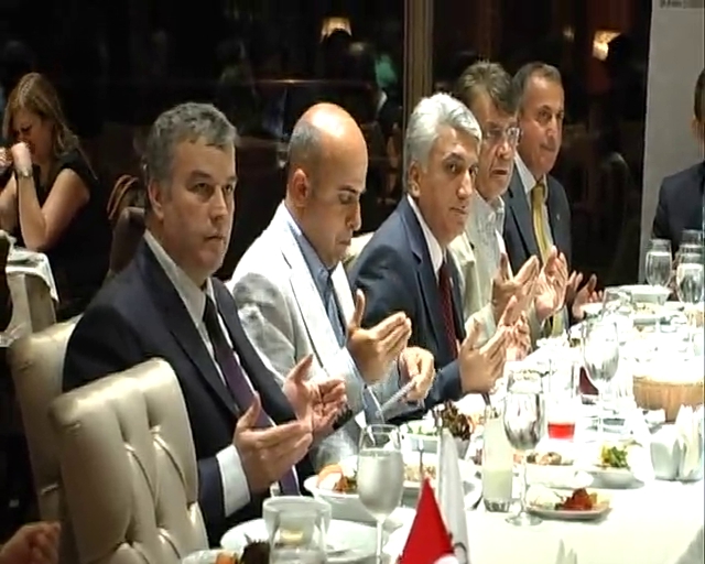Bursalı işadamları iftarda buluştu