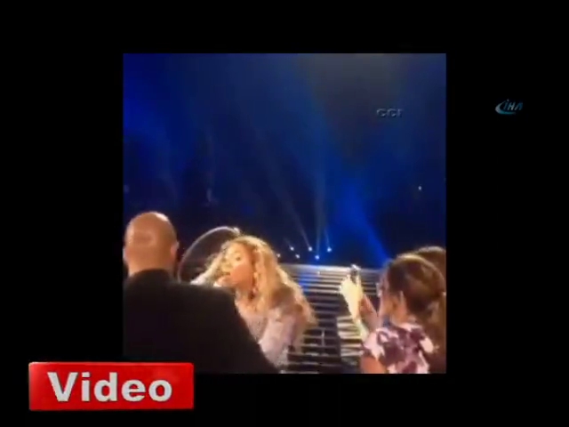 Beyonce, saçlarını fena kaptırdı