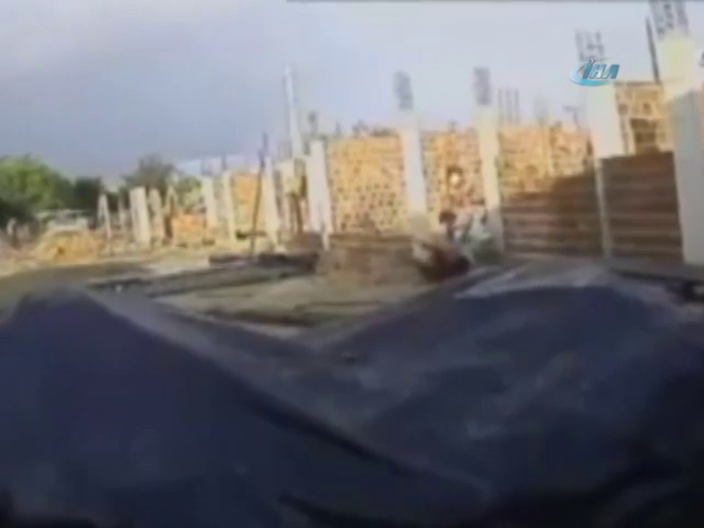 Kafasına taşla defalarca vurup öldürdüler
