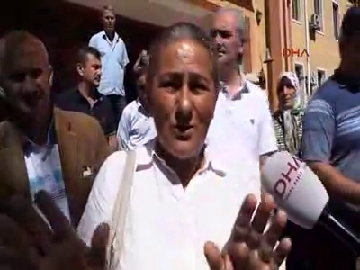 Susuz kalan köylüler valiliği bastı