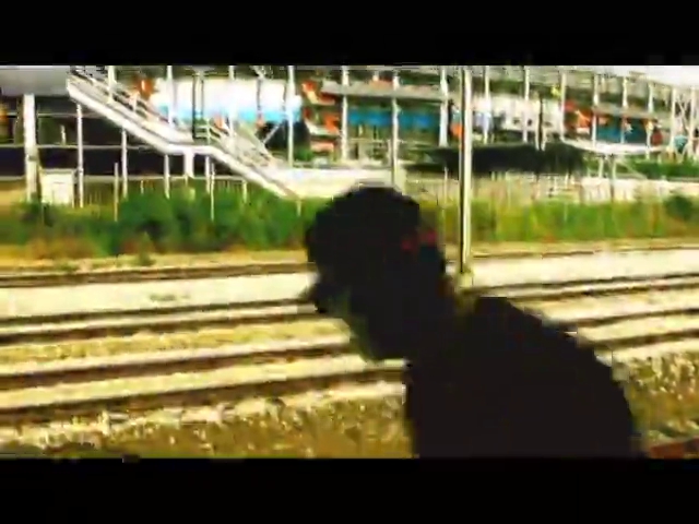 Tren altında ölümle dans