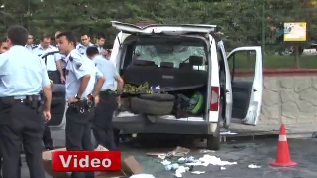 İki polis aracı çarpıştı: 5 yaralı