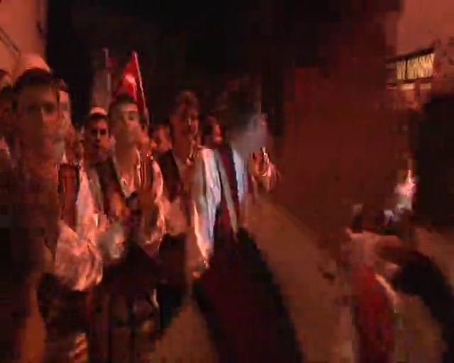 Bursa'da darbuka ve klarnet eşliğinde sahur keyfi