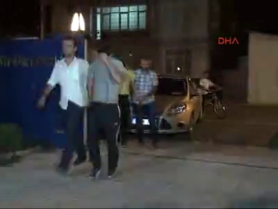 Soydukları depoda alem yapmışlar